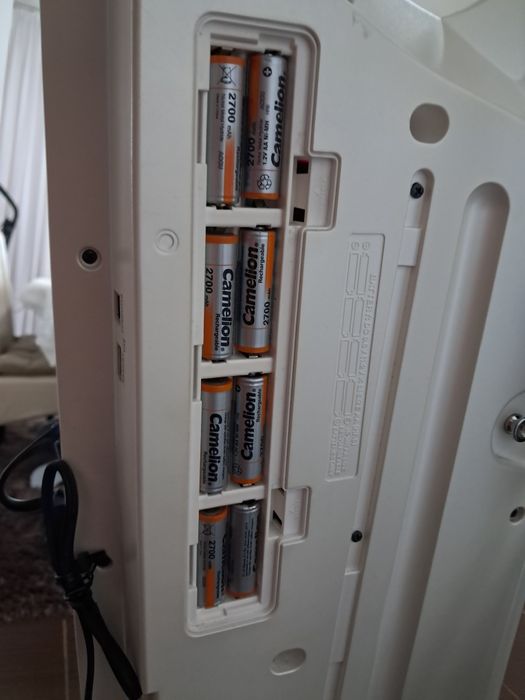 Vând keyboard Roland Ax-Edge cu stativ si husa, juzisound  1