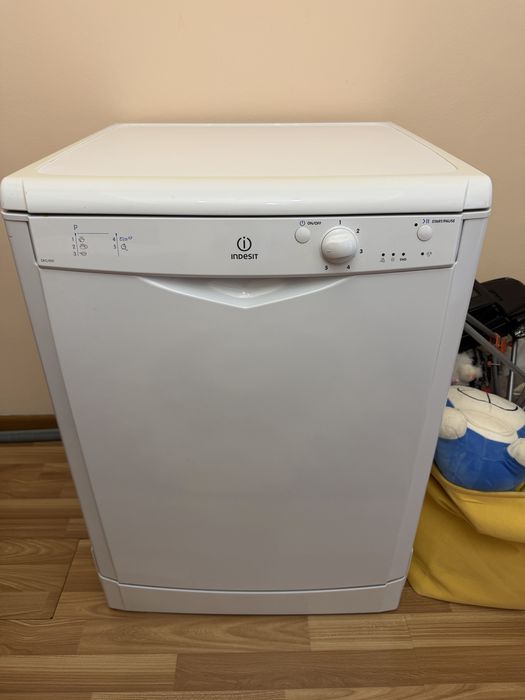 Посудомоечная машина Indesit
