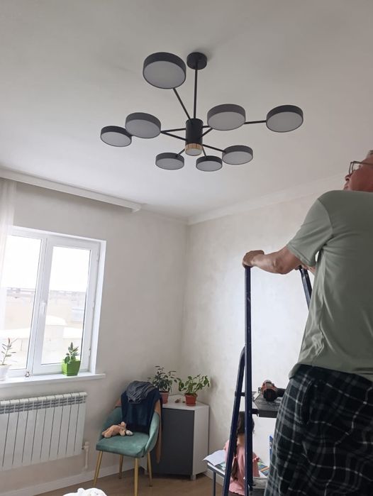 Продам люстры две штуки