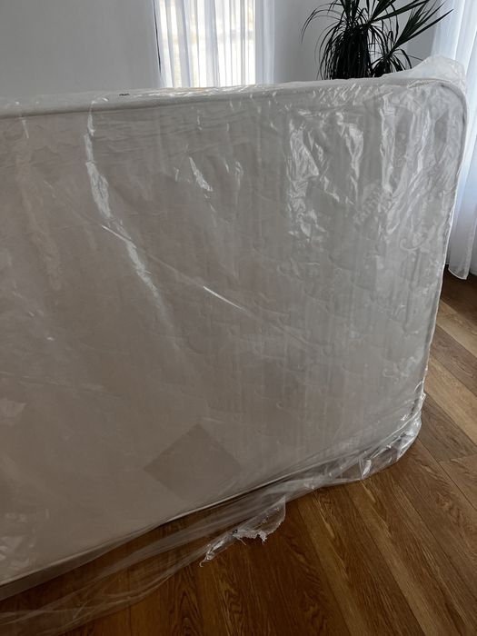 Saltea 140*200 stare foarte buna