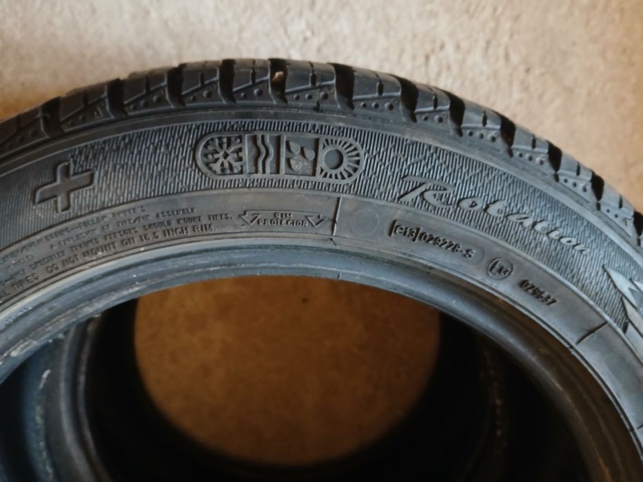 Зимни гуми 16цола Goodyear.205/55/15-6.5мм-грайфер