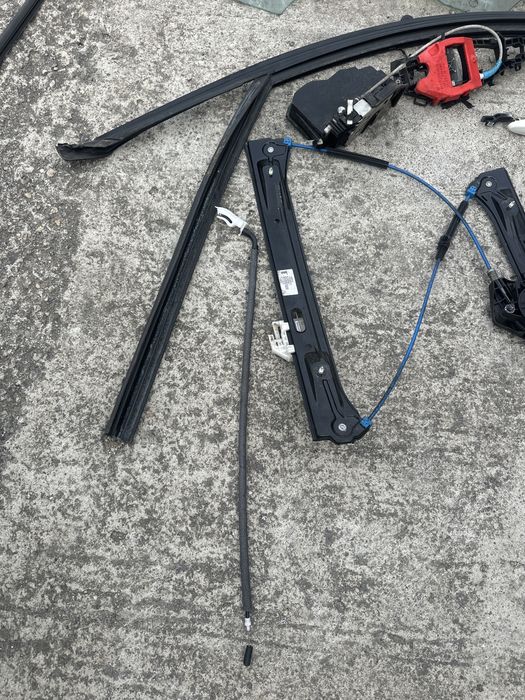 Accesorii usa BMW F30 F31 Macara geam maner boxa cheder trim motoras