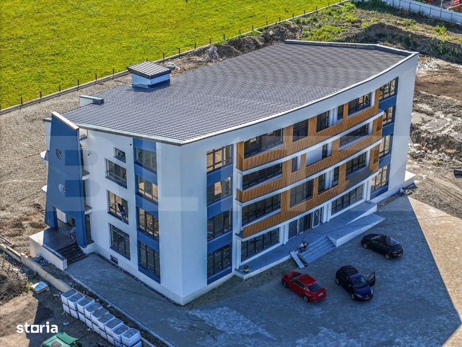 Cladire Premium De Birouri Si Spatii Comerciale In Bistrita