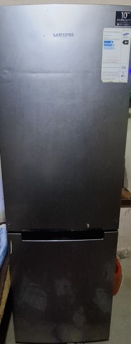Продам Холодильник Samsung