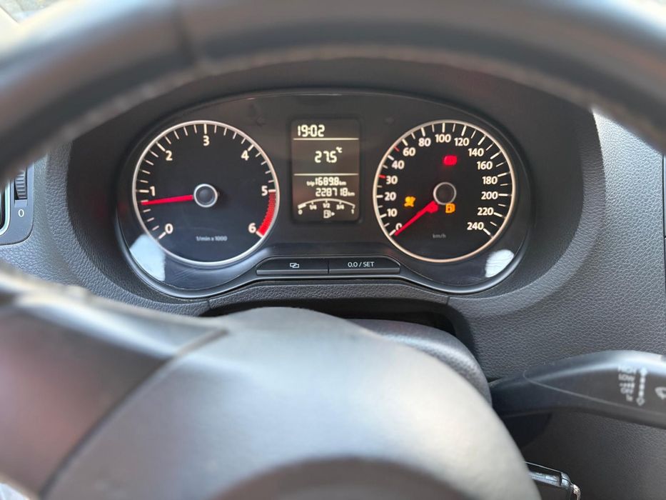 Volkswagen Polo 2011 diesel, 4.528 € — imagine 5