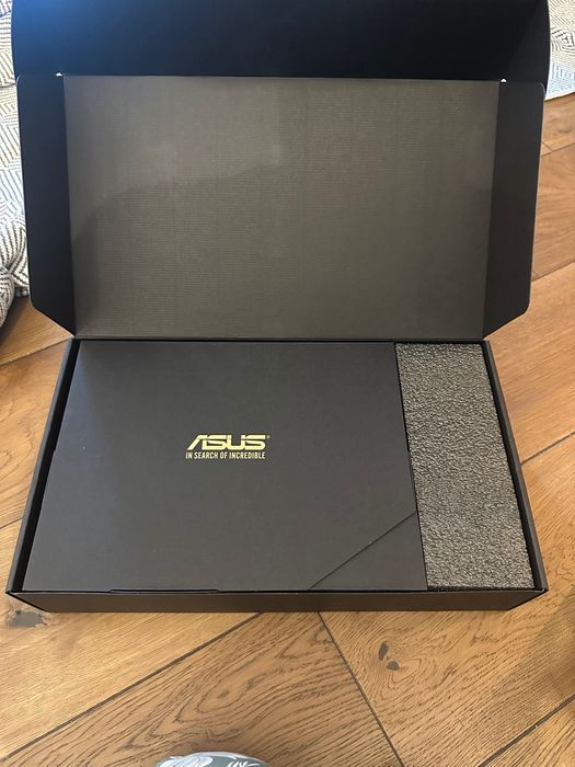 ASUS ROG STRIX GeForce GTX 980 OC 4GB – пълен комплект