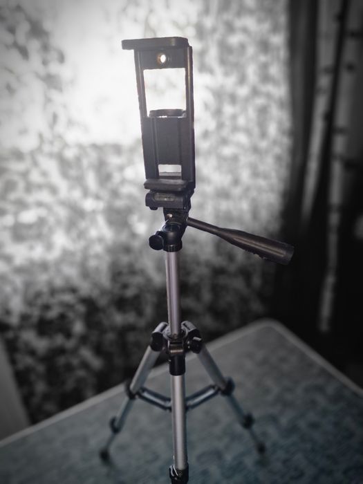Trepied pentru telefon