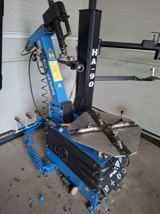 Se vinde Vulcanizare Completă