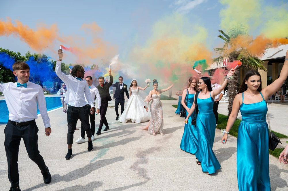 Oferte pachete nuntă! Fotograf, video, oglinda magica, dronă, fum, etc