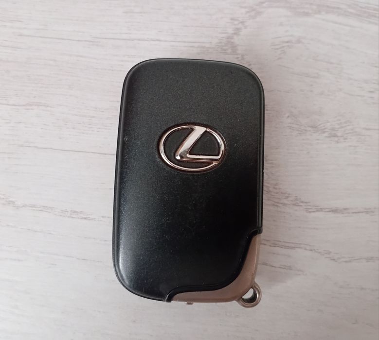 Смарт ключ lexus