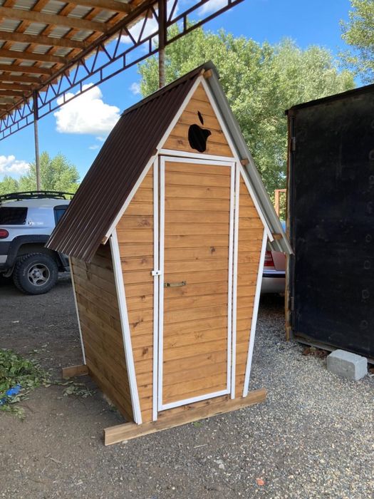 Уличный туалет, душ