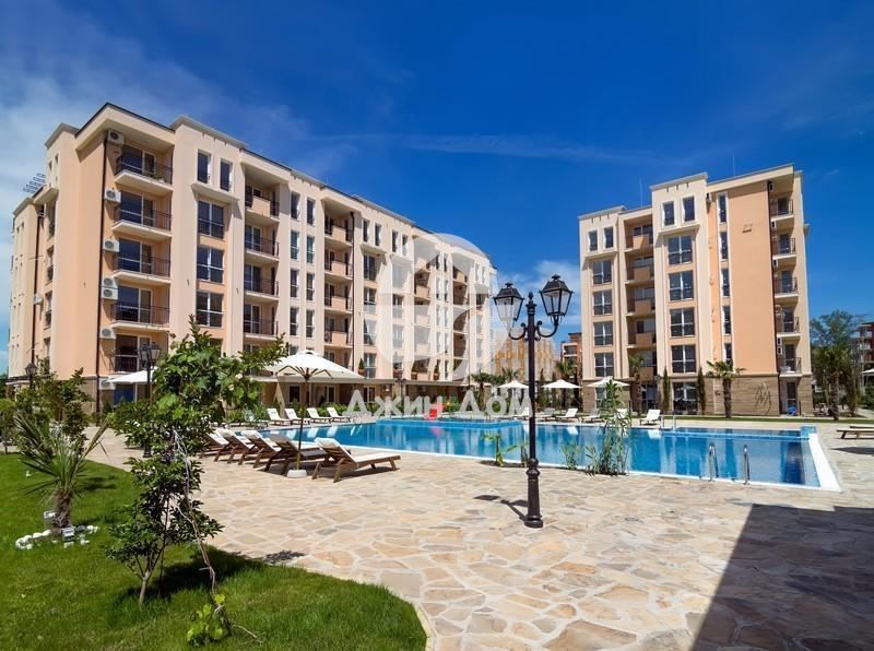 Продава се Двустаен апартамент в к.к. Слънчев бряг - 56 кв.м за 1304 €/кв.м - Снимка #7