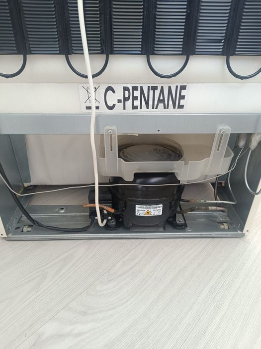 Холодильник INDESIT