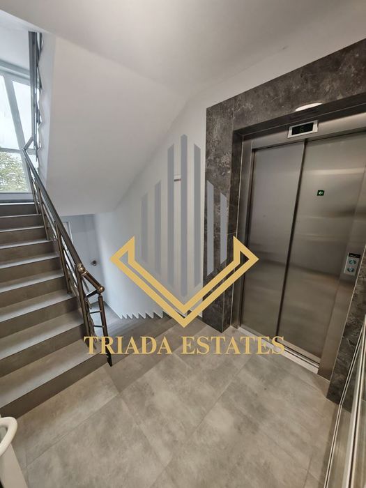 Тристаен апартамент в нова сграда с АКТ 16 в жк.Славейков