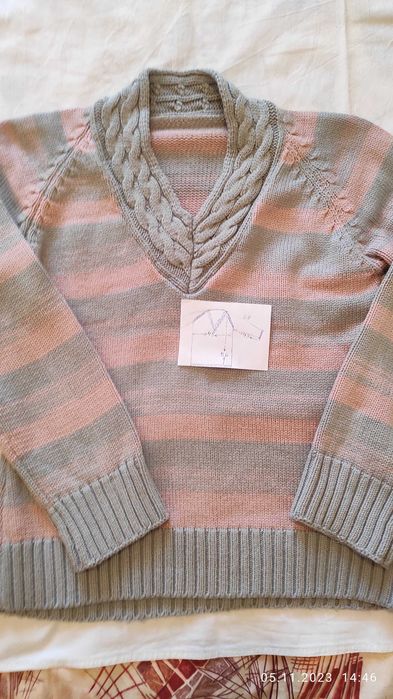 Дамски пуловери-4 бр