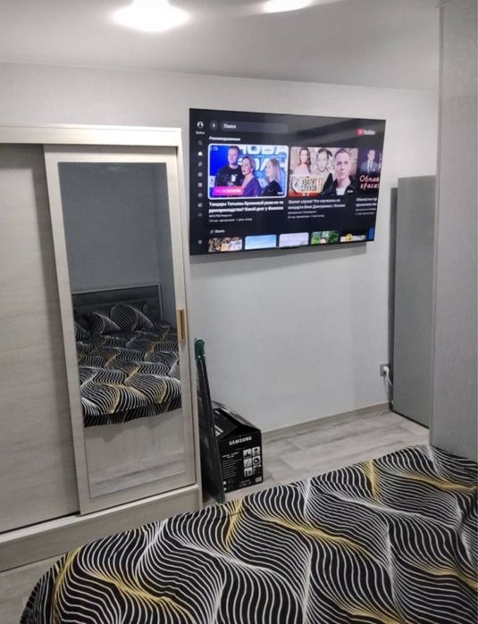 Продаю 1 ком студия Кадышева общежите