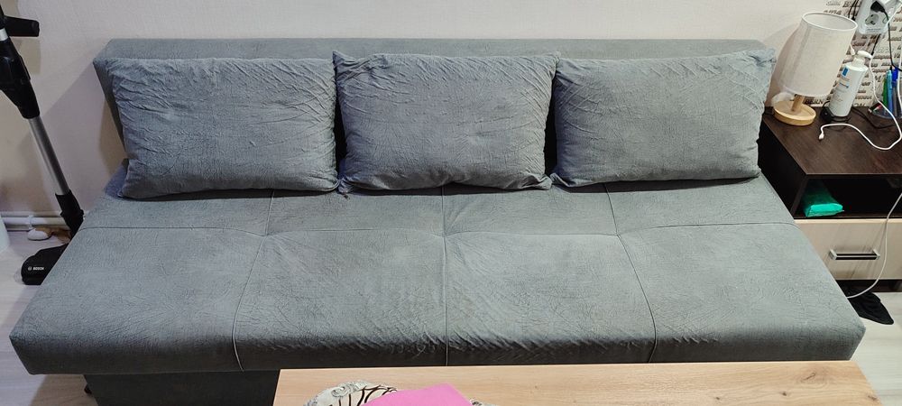 Диван продам. Раскладной.