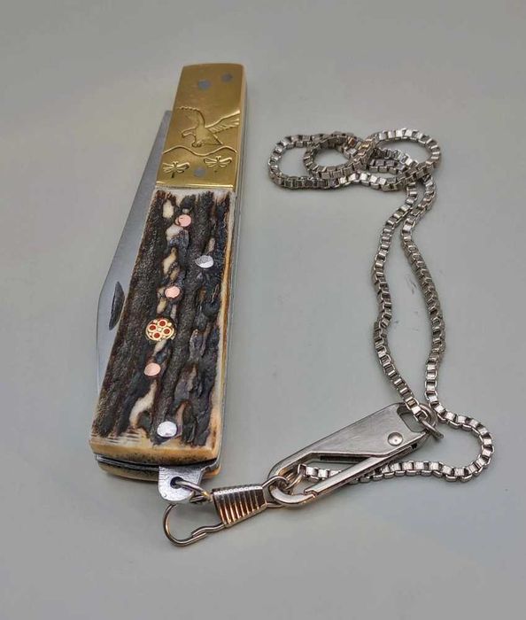 Cutit de buzunar vanatoare cu teaca si lant