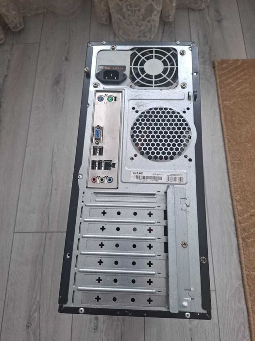 Продам  рабочий  процессор  системный  блок