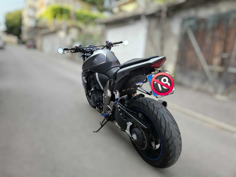 Honda CB1000R (Special Blue Edition)