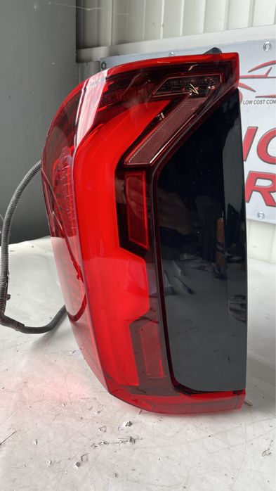 Десен стоп VW Amarok 2 2022-