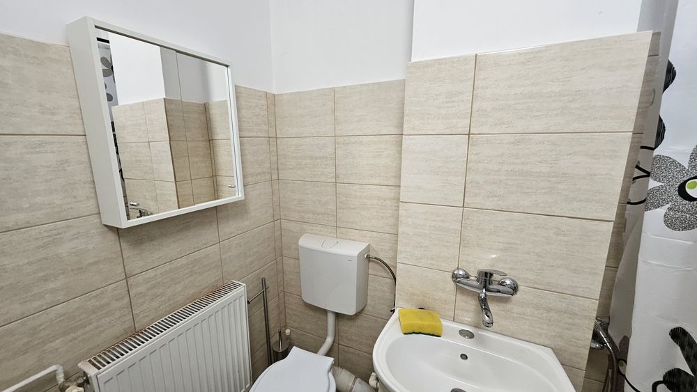 Închiriez apartament 2 camere