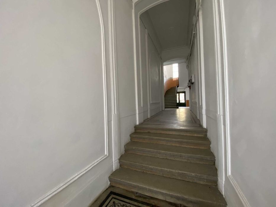 Proprietar inchiriez apartament - Piata Pleveni (langa facultati)