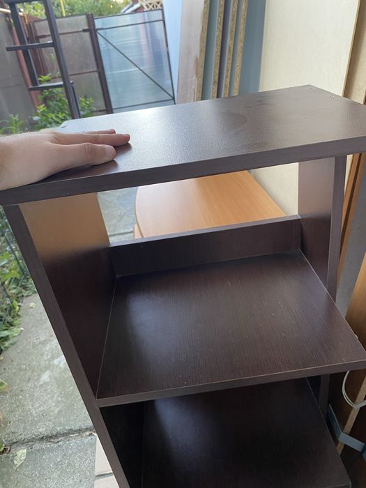 Vand mobilier de dormitor