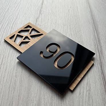 Таблички дверные,адресные