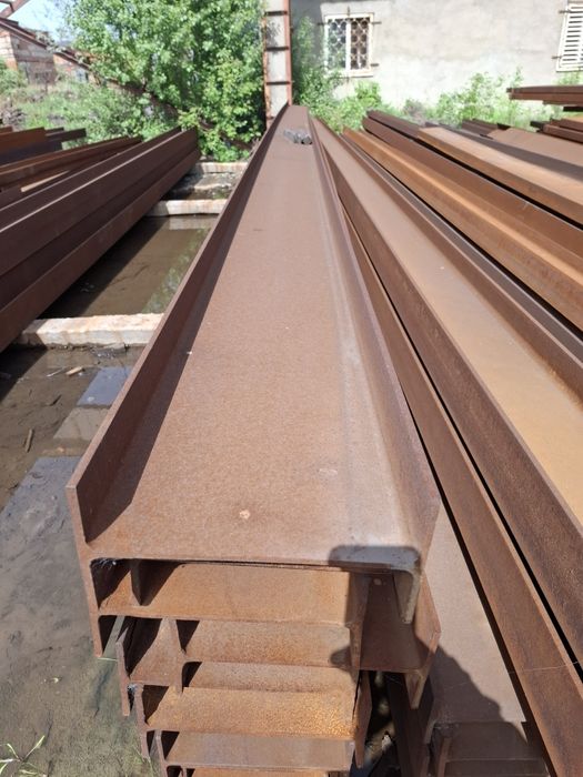 Балка двутавровая, уголок, швеллер.