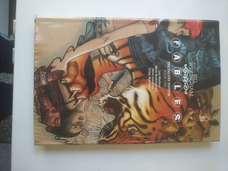 Два броя комикси