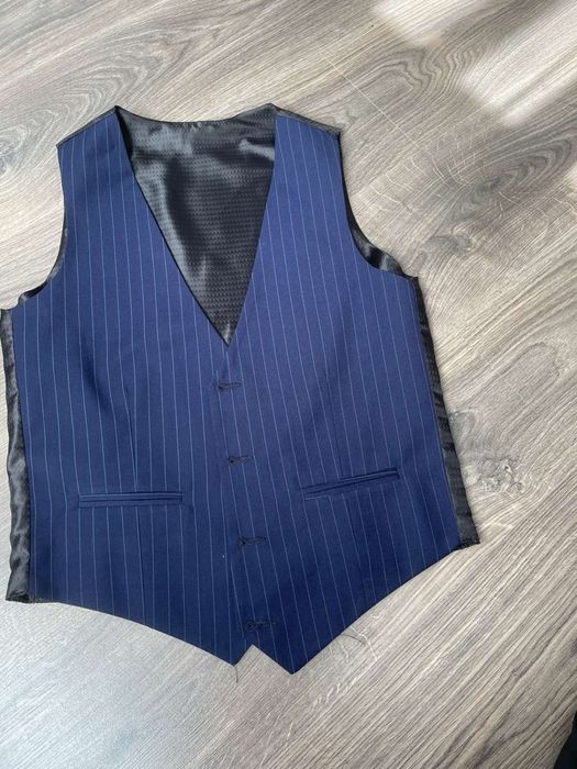 Costum  bleumaren , marimea 44 C