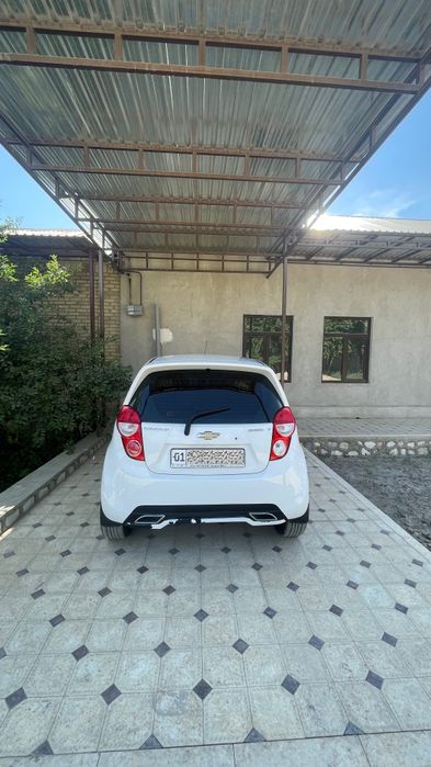 Спарк мошина сотилади