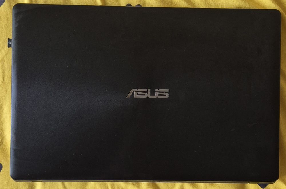 Laptop Asus 15.6"
