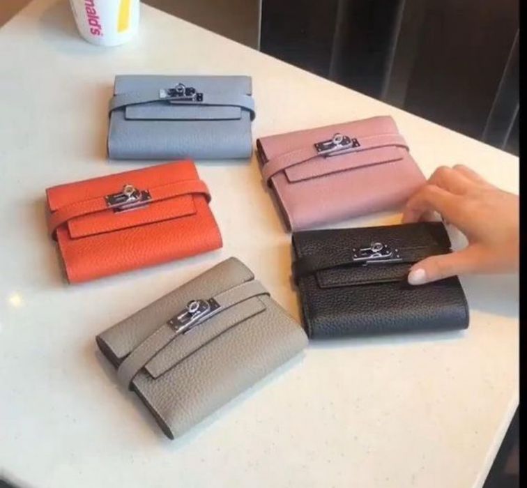 Гривна Cartier trinity / love, Hermes, Chanel