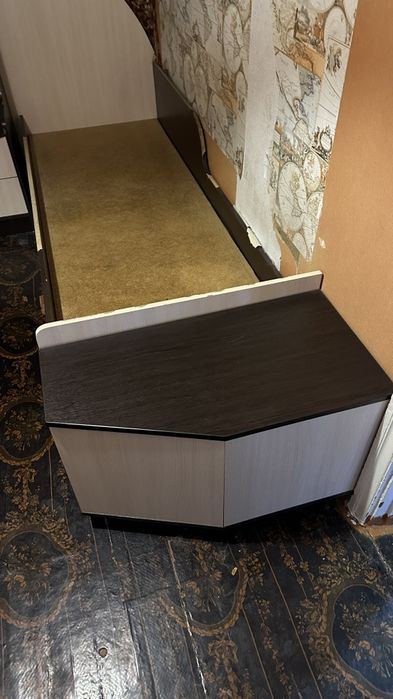 Продам детскую без 2-х матрасов