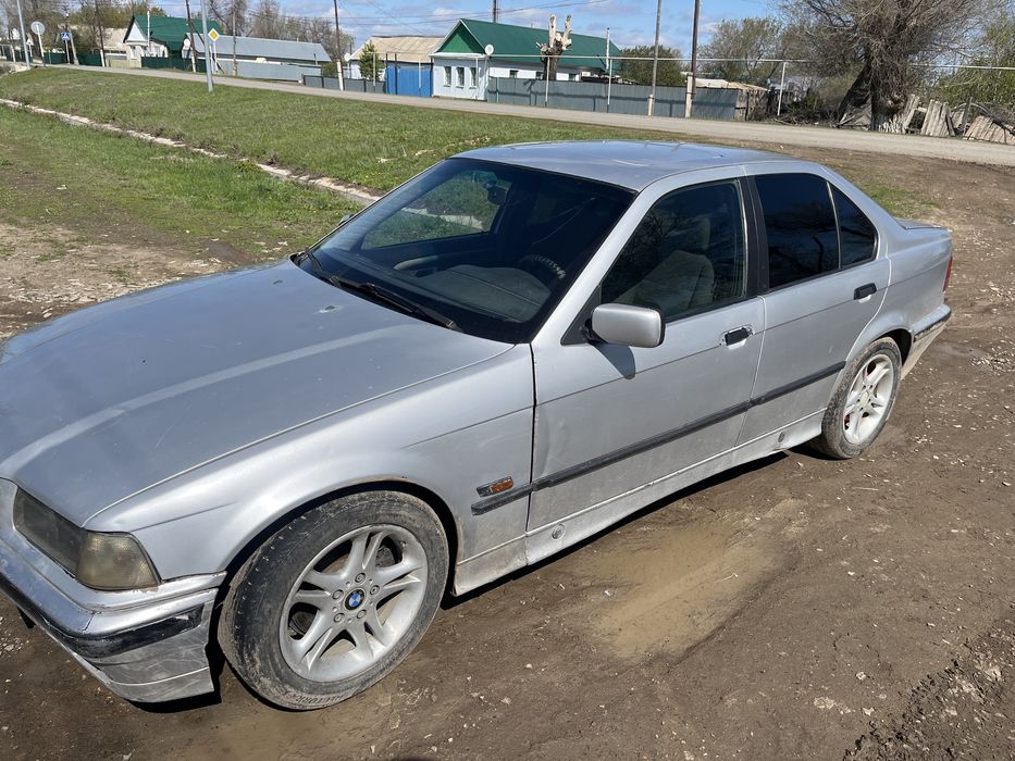 Продам Bmw e36 1.8