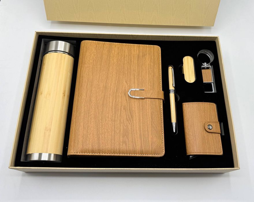 подарочный набор. Sovg’a to’plami