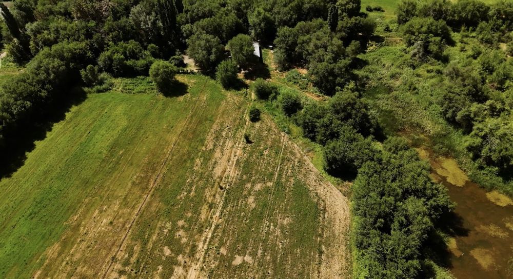 Земельный участок