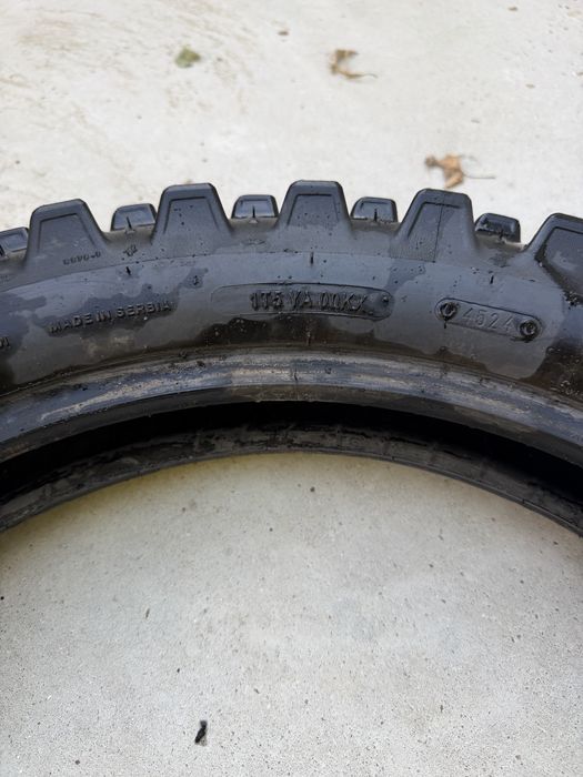 Мото гуми Michelin Tracker