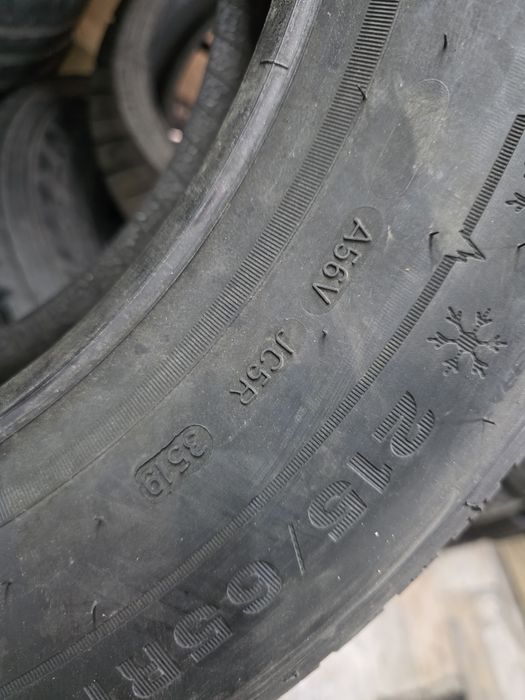 2бр Нови зимни гуми 215 65 16 - Dunlop