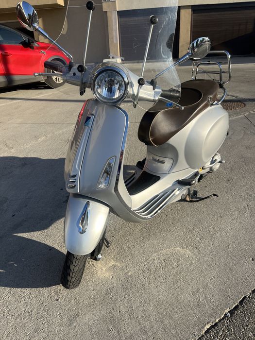 Piaggio Vespa Primavera