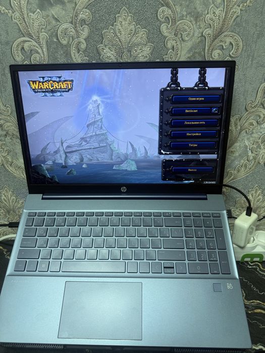 ноутбук Hp pavilon 15 Amd 5 redeon 5 pashti yangi