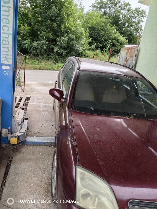 Продавам на части опел вектра ц