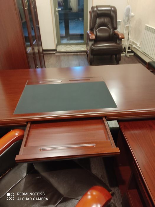 Новая мебель для руководителя