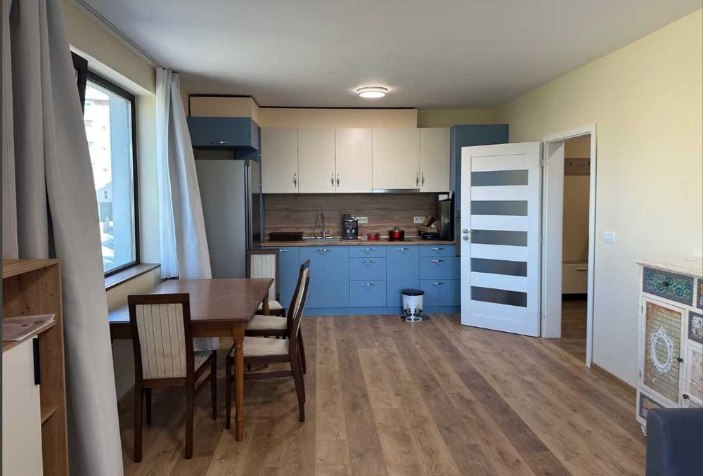 Дава се под наем Двустаен апартамент в к.к. Св.Св. Константин и Елена - 78 кв.м за 650 € - Снимка #4