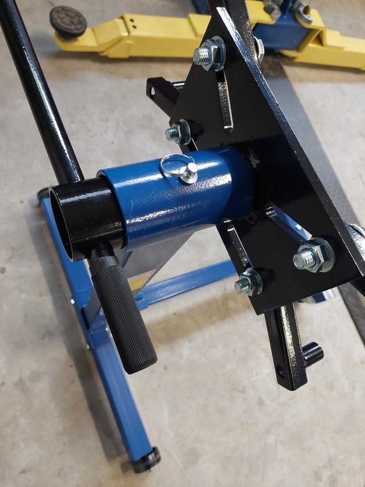 Стойка за двигател до 450кг