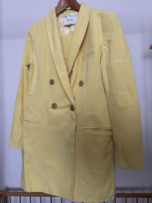 Женский пиджак и брюки, размер М