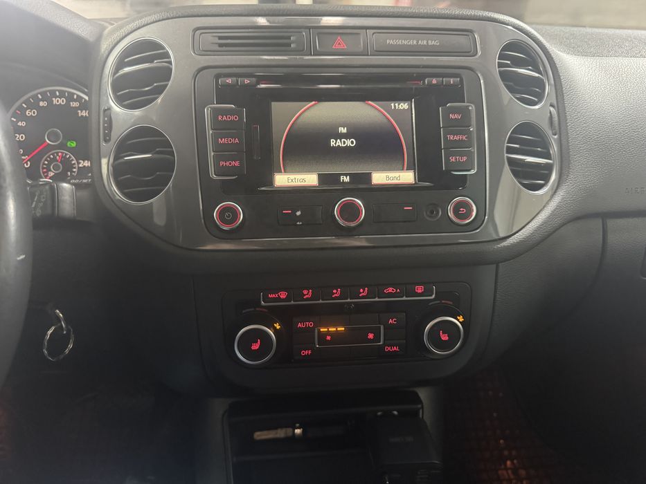 VOLKSWAGEN Tiguan 2013 — imagine 3