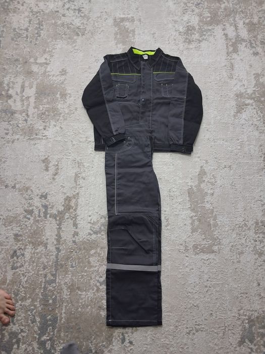 Два комплекта спец. одежды